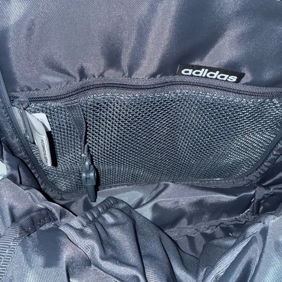 Adidas Liner Mini Backpack NWT Purple Tint /White light lilac - Picture 5 of 9
